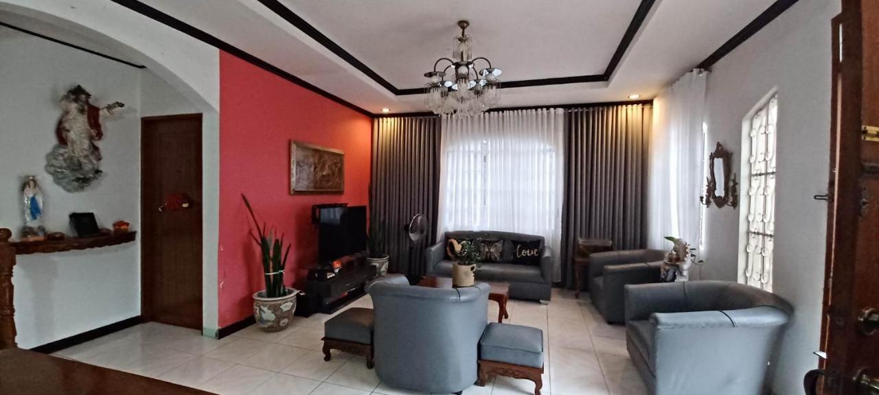 Donsol Aguluz Homestay ภายนอก รูปภาพ