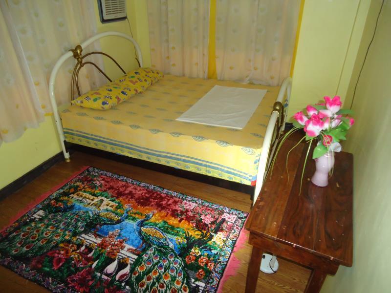 Donsol Aguluz Homestay ภายนอก รูปภาพ
