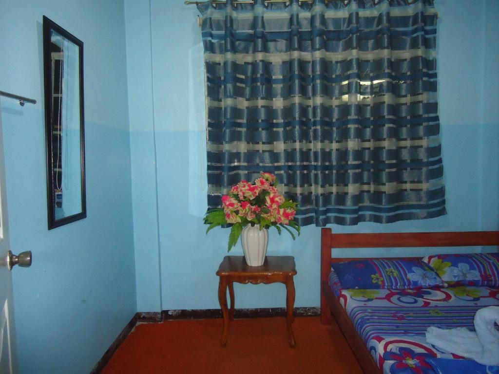 Donsol Aguluz Homestay ภายนอก รูปภาพ